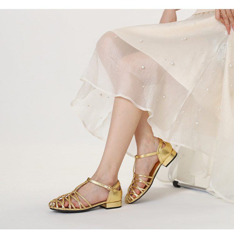 صنادل نسائية رومانية بمقاسات ك - مراجعة Vintage And Modern Fashion وسعره