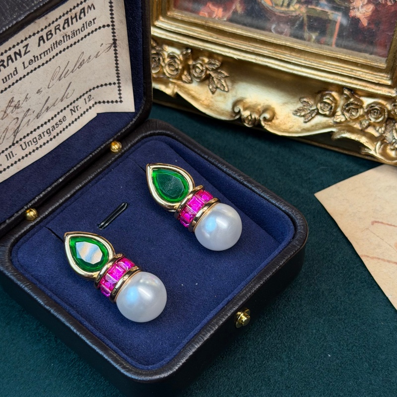 أقراط زجاجية خضراء عتيقة الطرا - مراجعة Vintage Fashion Jewelry Brands وسعره