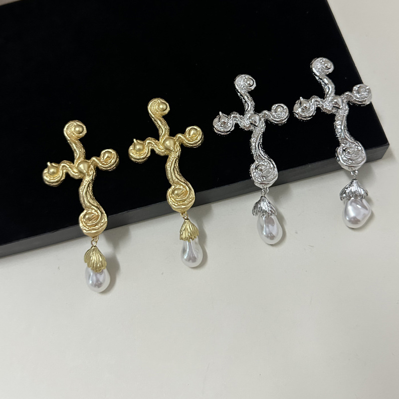 خمر الباروك نمط سبائك معدنية ا - مراجعة Vintage Fashion Jewelry Brands وسعره
