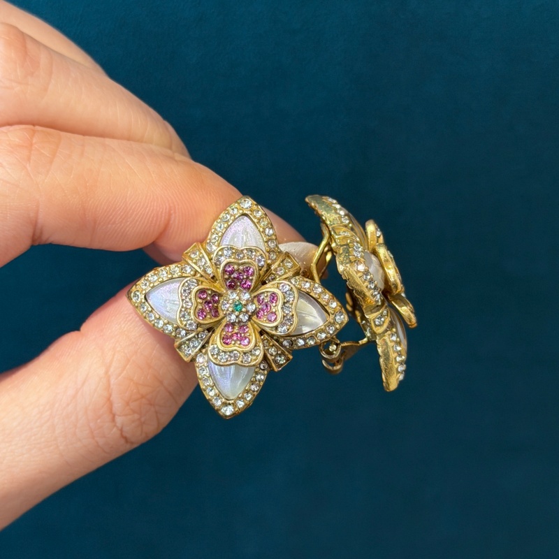 أقراط زجاجية بيضاء ملونة مرصعة - مراجعة Vintage Fashion Jewelry Brands وسعره